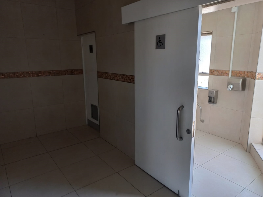 To Let commercial Property for Rent in Paarden Eiland Western Cape